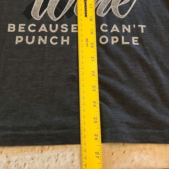 Delta Ringspun Womens Graphic Razorback Tee Workout T-shirt with Wine Sz Medium - Picture 7 of 12